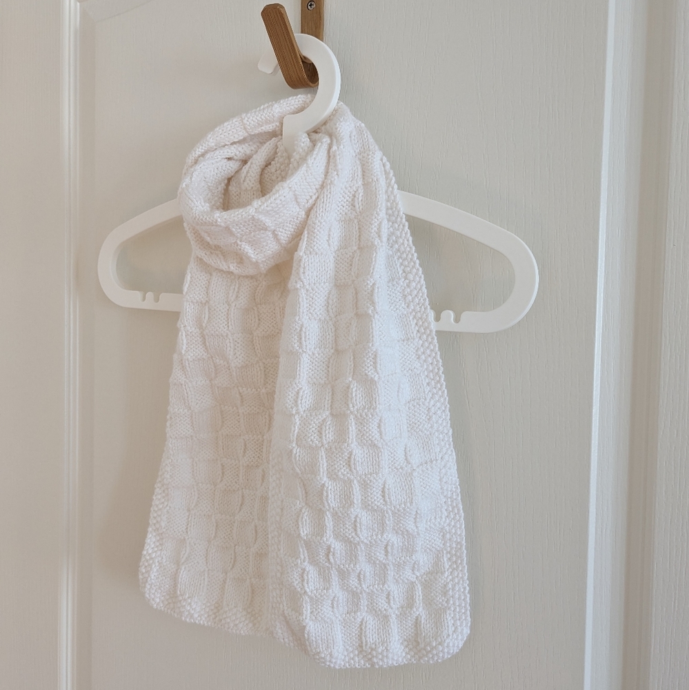 3 for $15🍒NEW Handmade White Scarf with Soft Baby Yarn